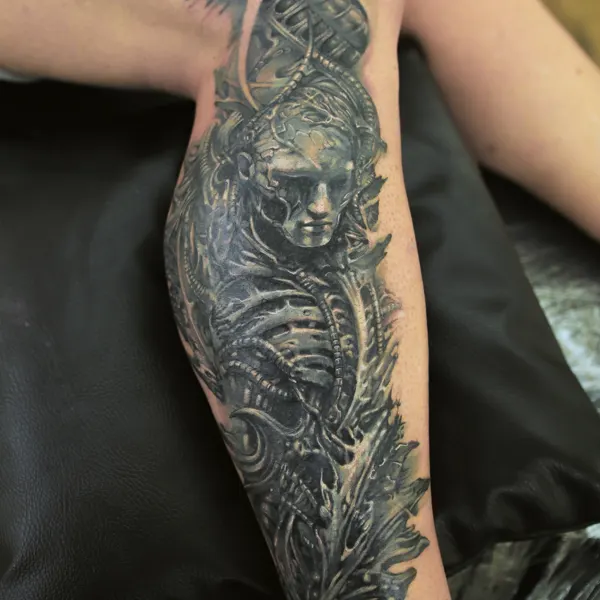 Sci-fi biomechanika · cover-up